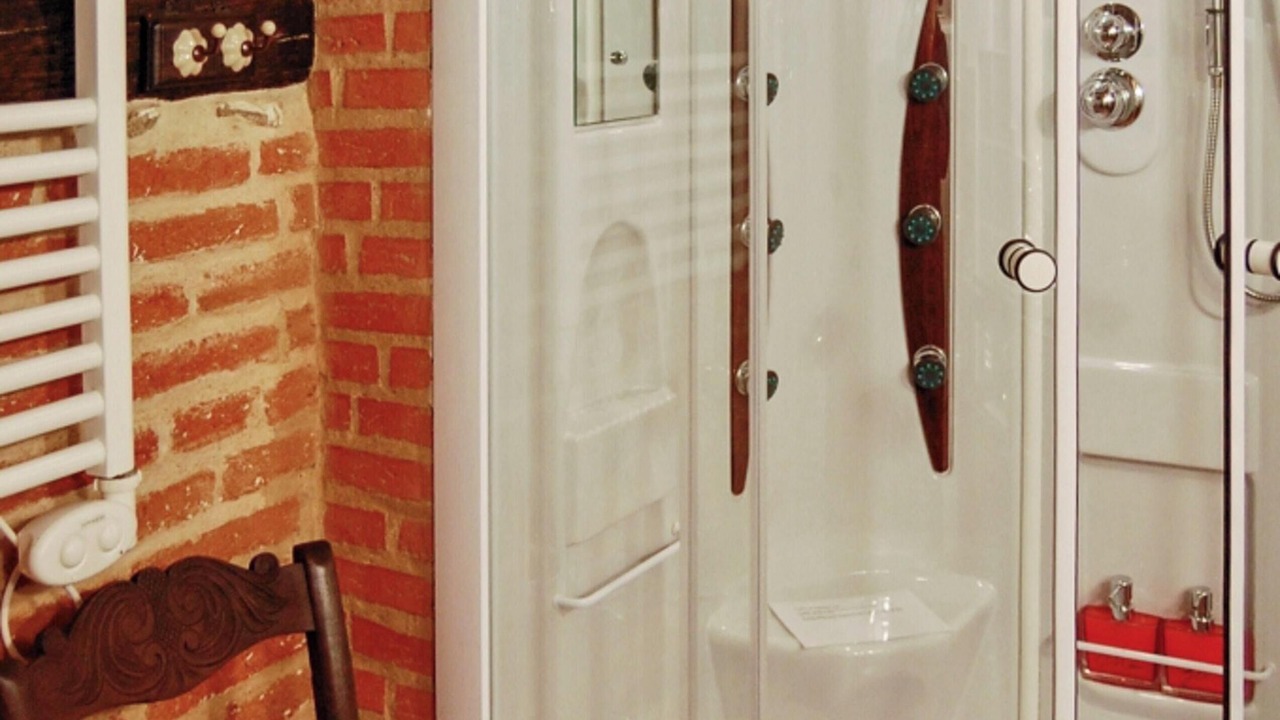 Photo of Bathroom in Anora