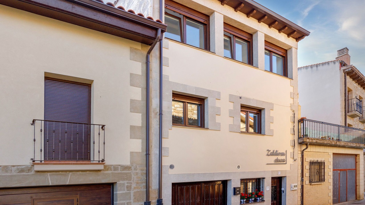 Photo of Outdoor in Leza
