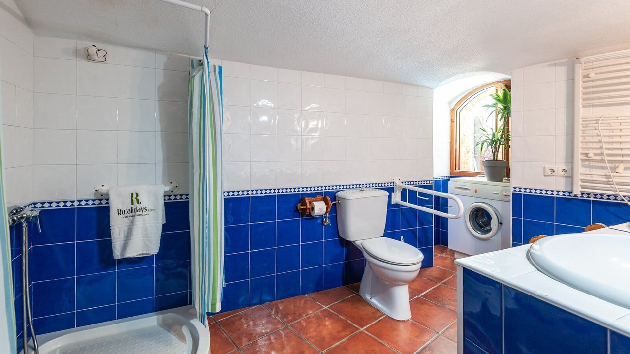 Photo of Bathroom in Hinojares
