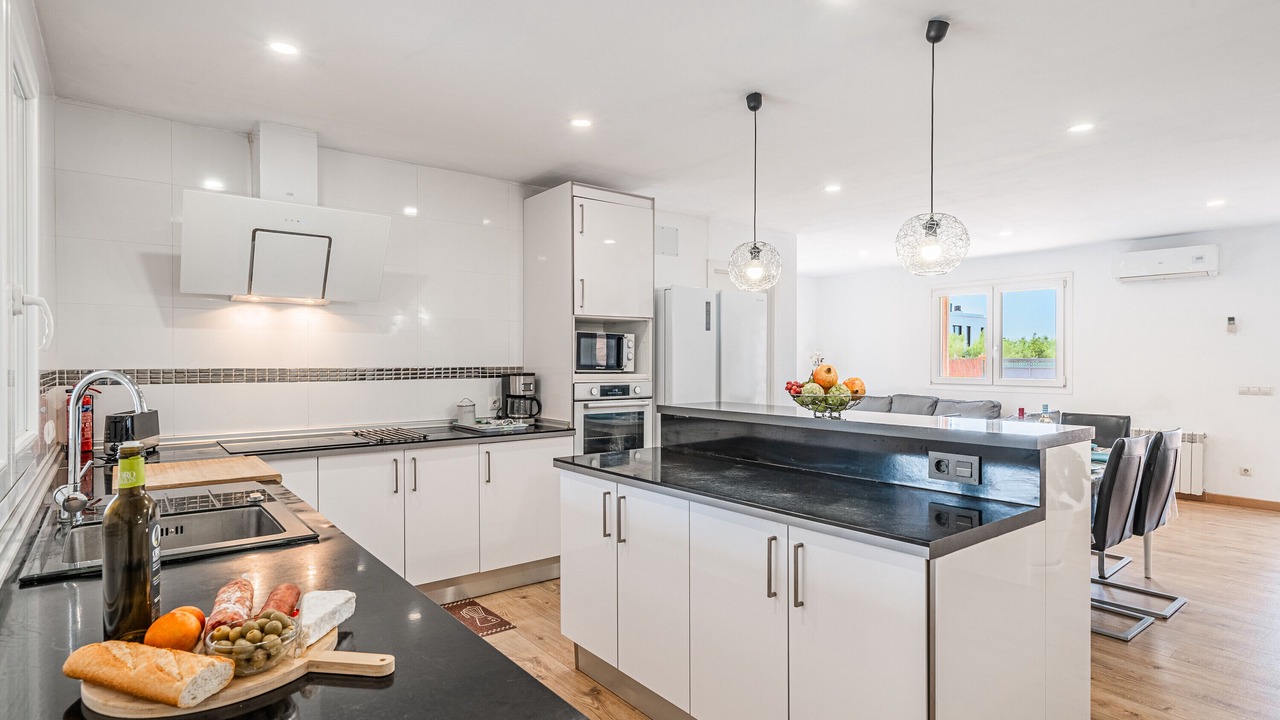 Photo of Kitchen in Es Garrovers