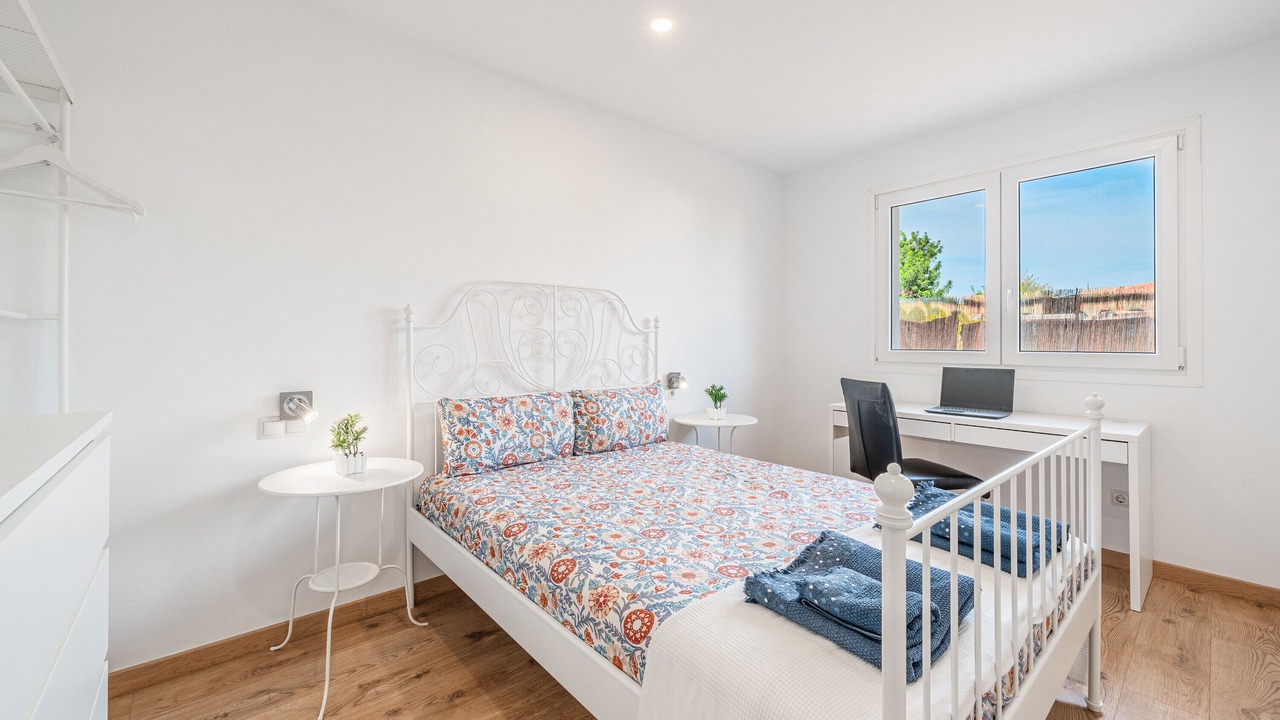 Photo of Bedroom in Es Garrovers