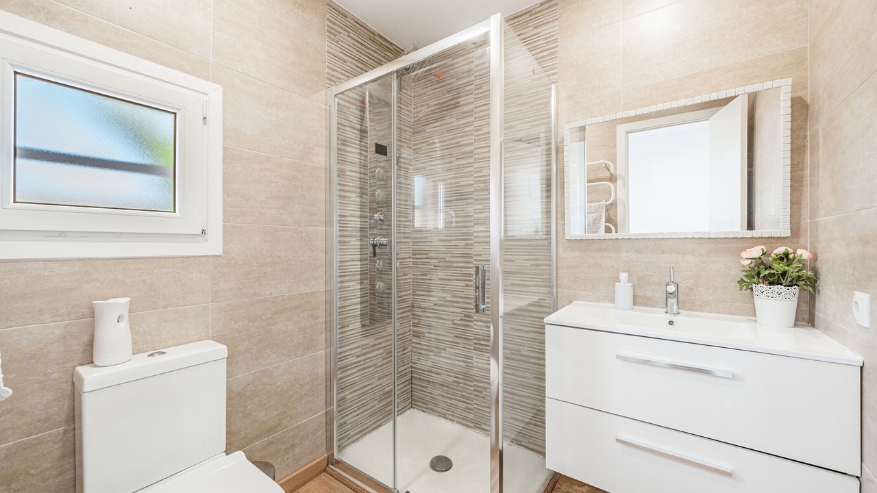 Photo of Bathroom in Es Garrovers