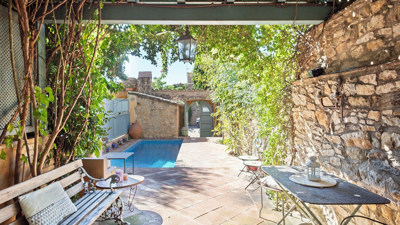 Photo of Others in Peratallada