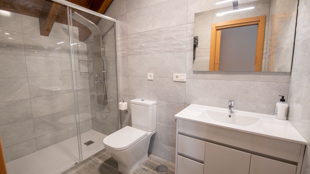 Photo of Bathroom in Santa Marina de Oblanca
