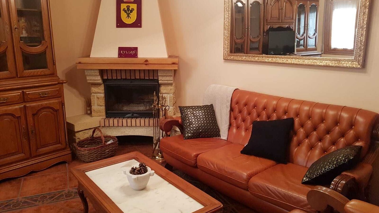 Photo of Livingroom in Ayllon