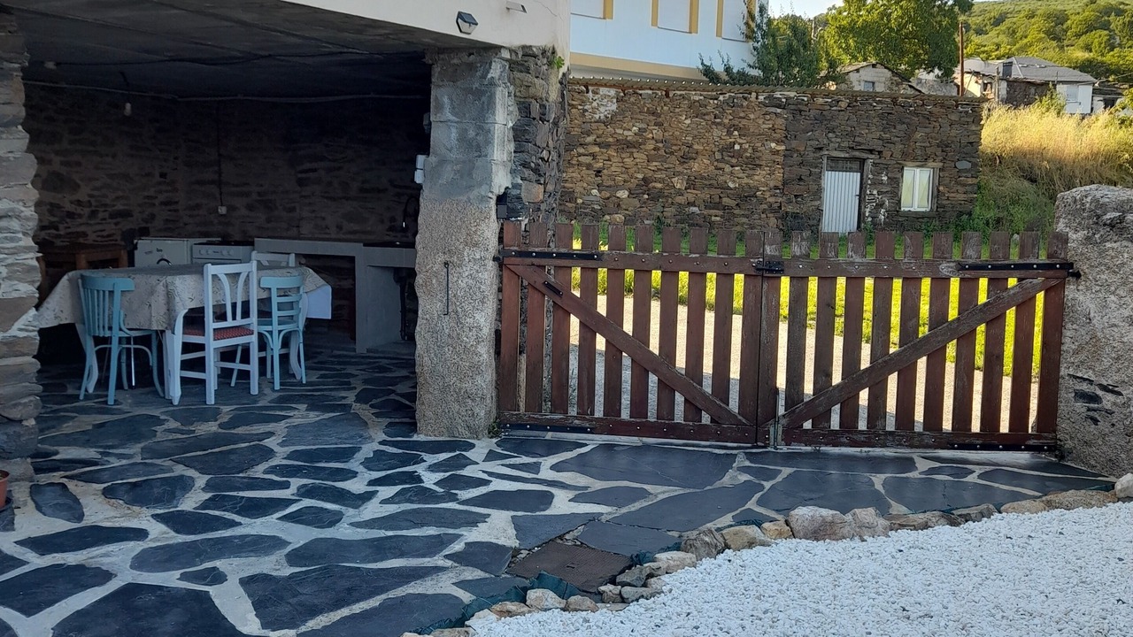 Photo of Outdoor in A Rua