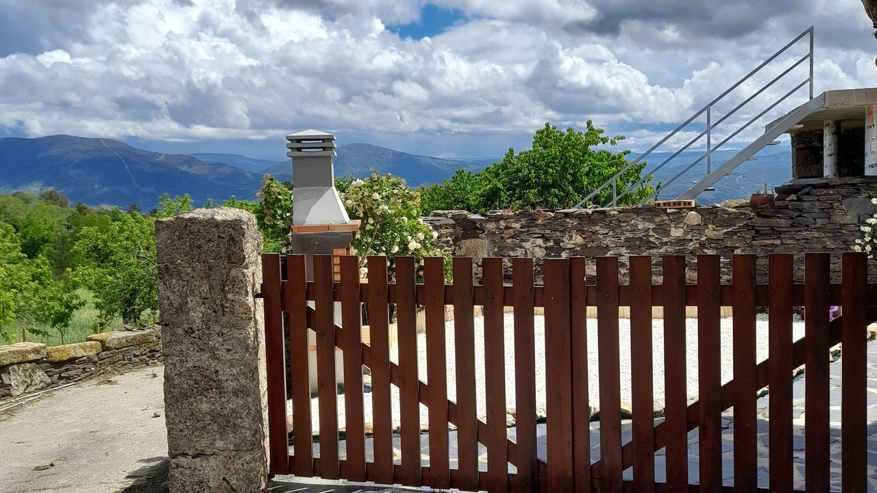 Photo of Outdoor in A Rua