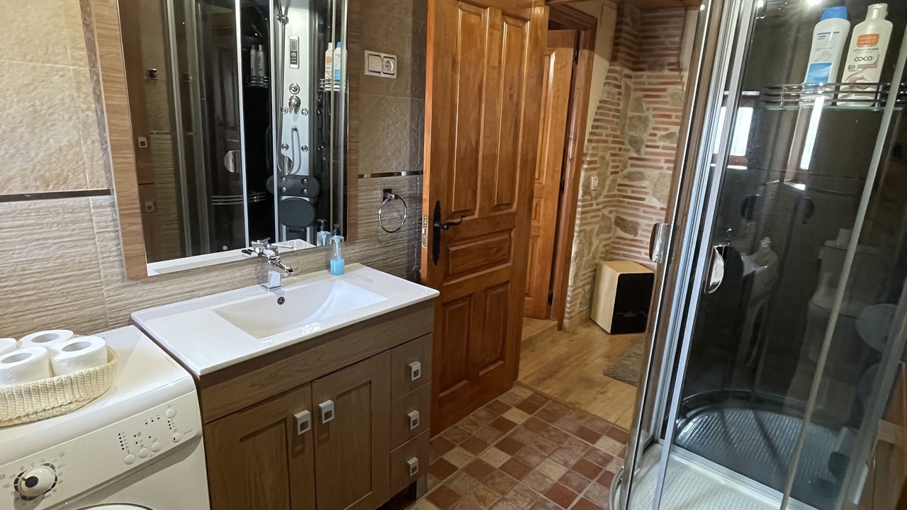 Photo of Bathroom in Guardo