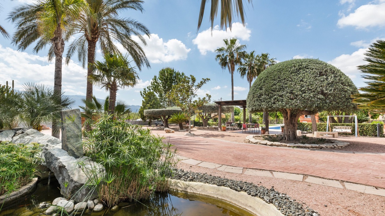 Photo of Outdoor in Librilla