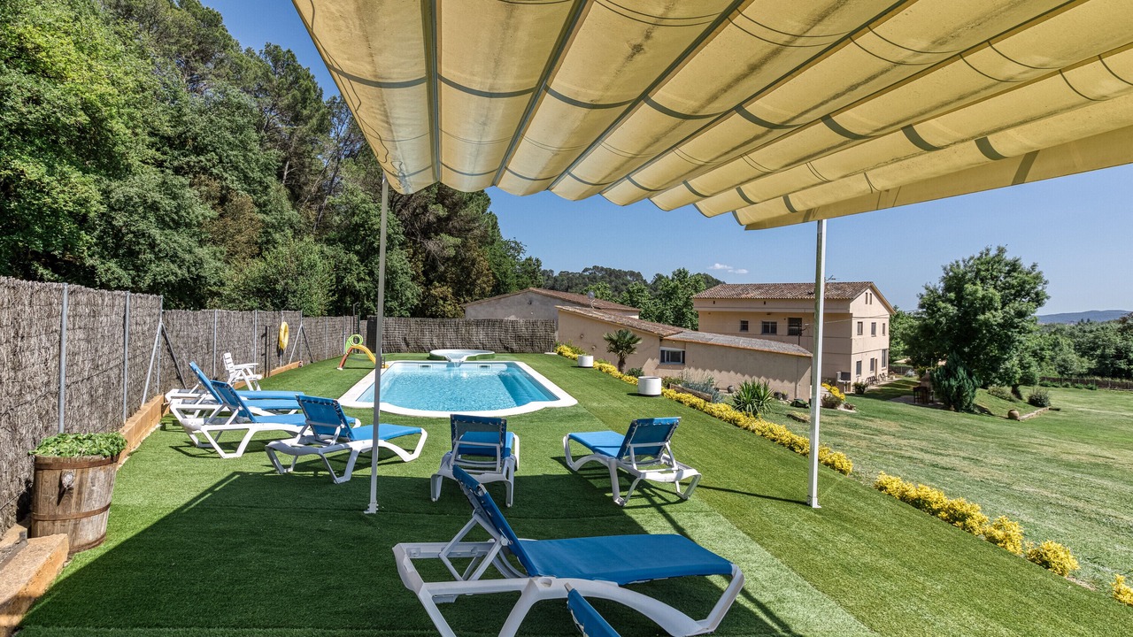 Photo of Outdoor in Usall