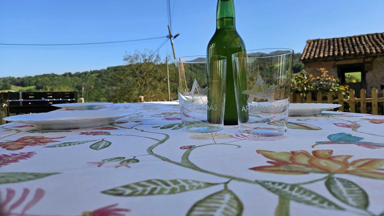 Photo of Outdoor in Parres