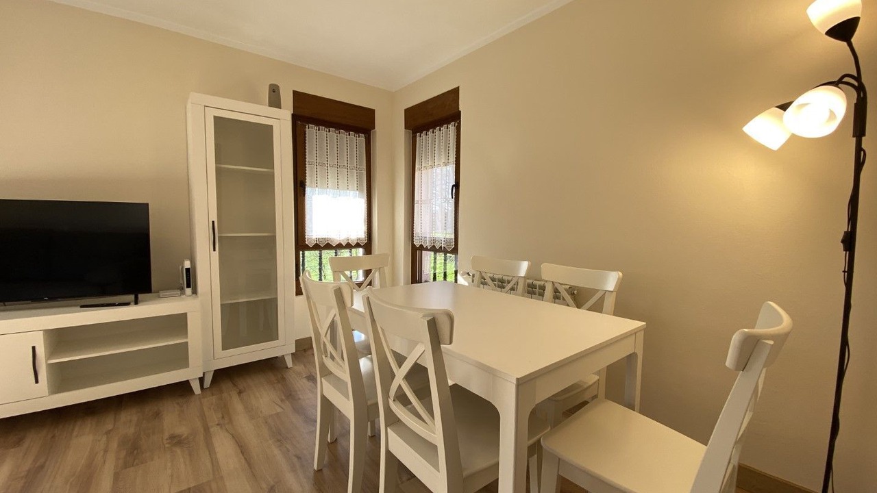 Photo of Livingroom in Parres
