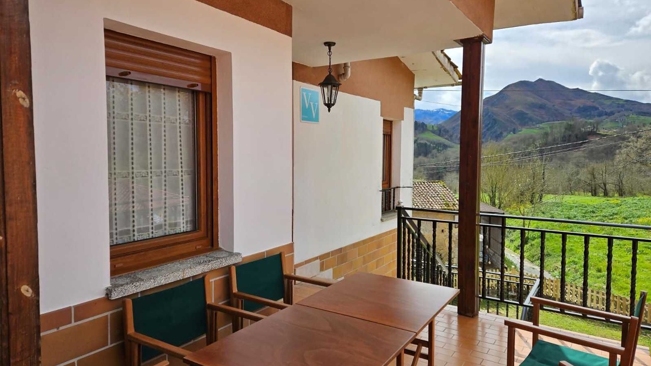 Photo of Outdoor in Parres