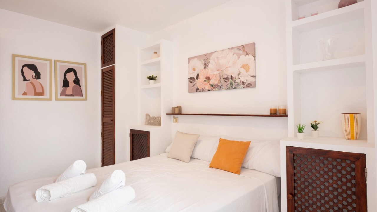Photo of Bedroom in Abades