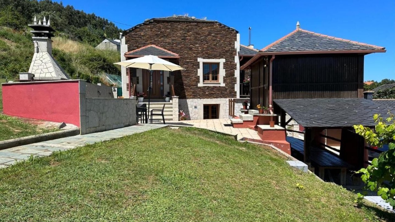 Photo of Outdoor in Suegos