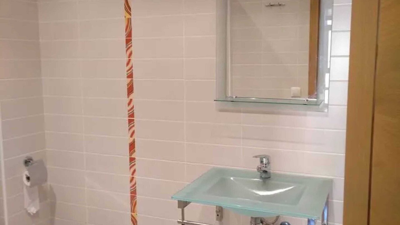 Photo of Bathroom in Briones