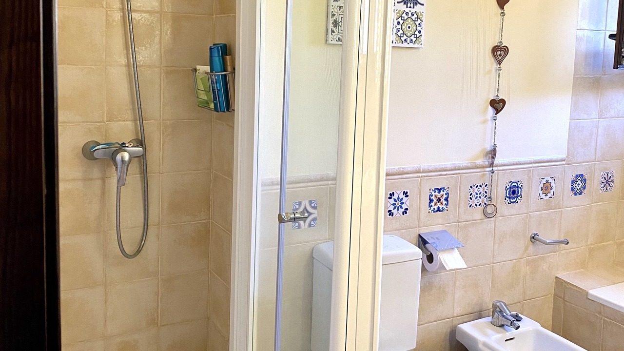 Photo of Bathroom in Hacienda del Alamo