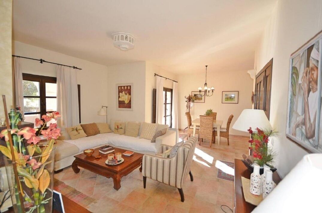 Photo of Livingroom in Hacienda del Alamo