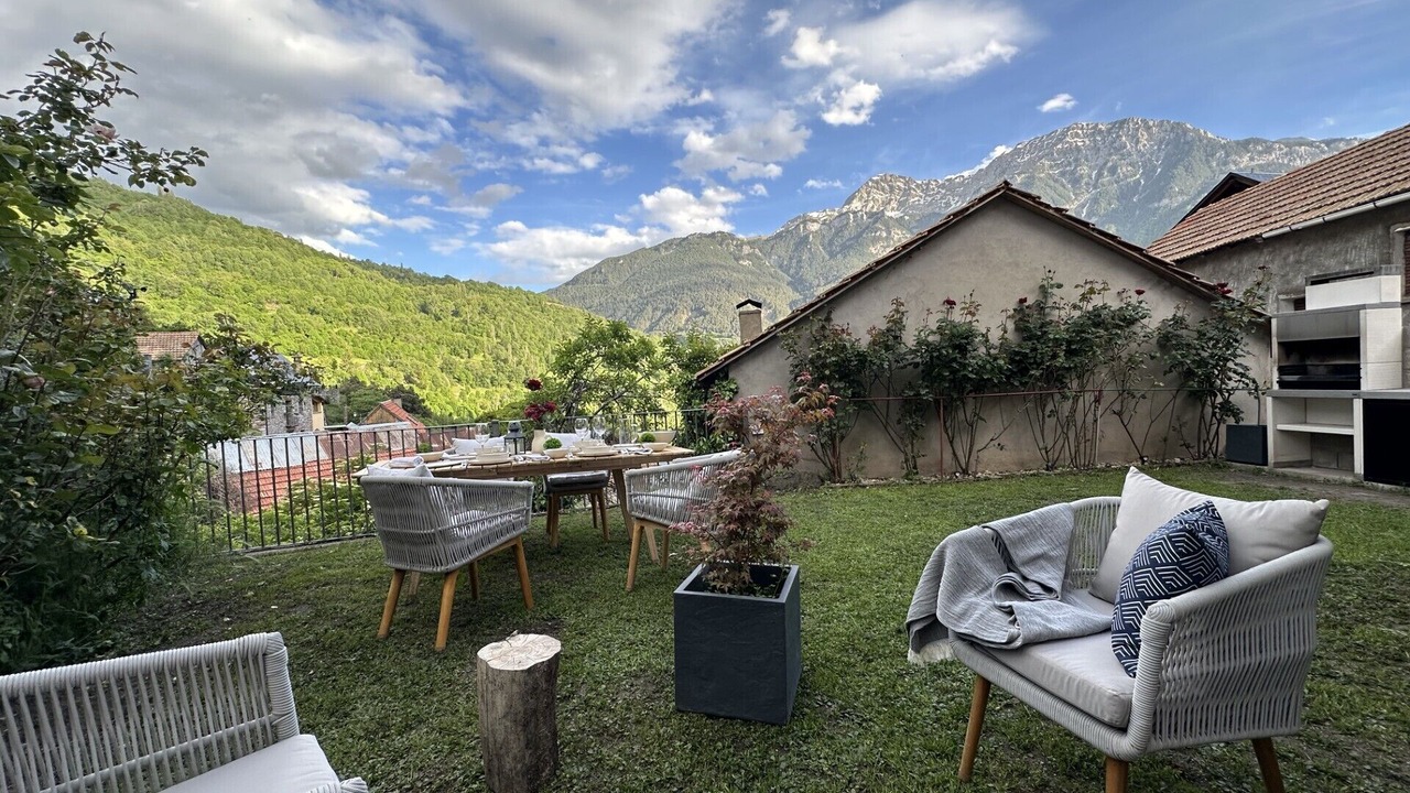Photo of Outdoor in Larrede