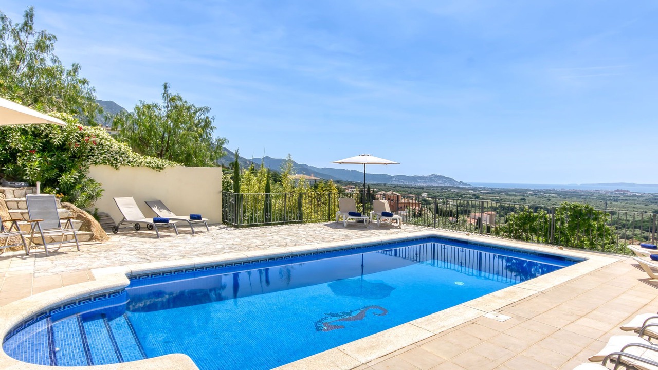 Photo of Outdoor in El Mas Isaac