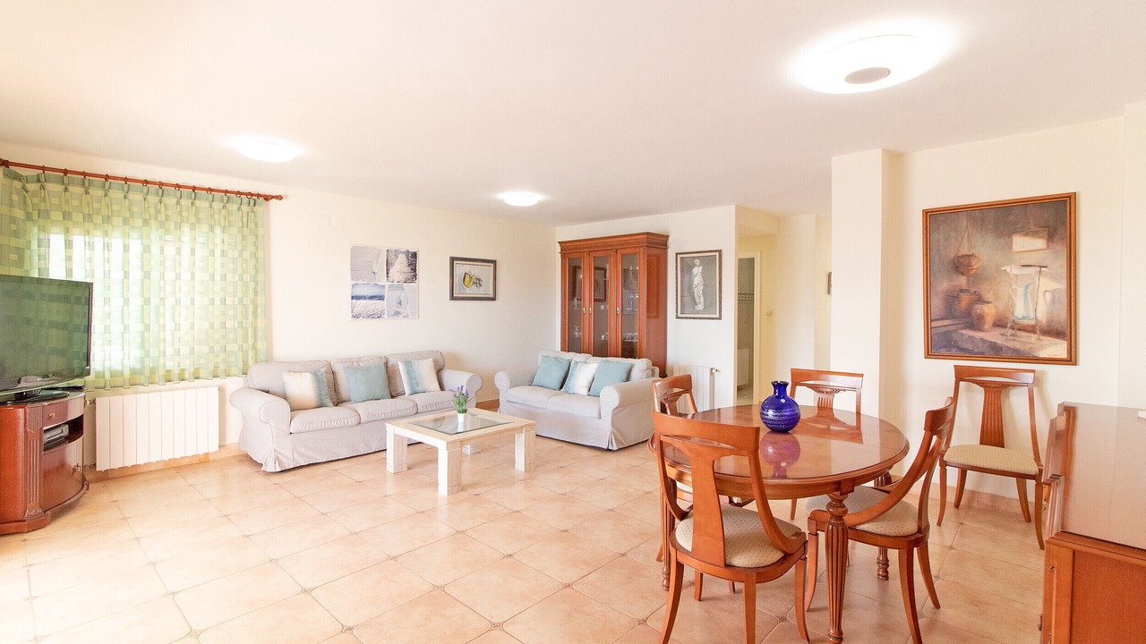 Photo of Livingroom in Almarda