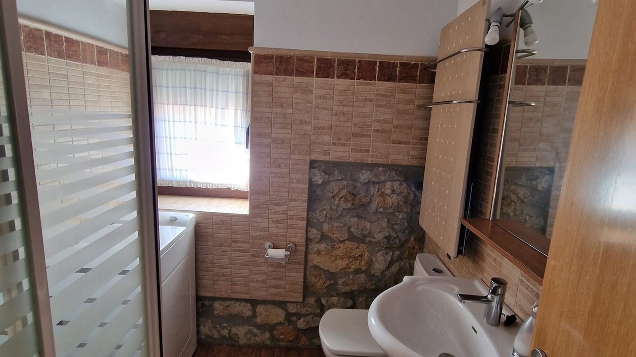 Photo of Bathroom in Santillana del Mar