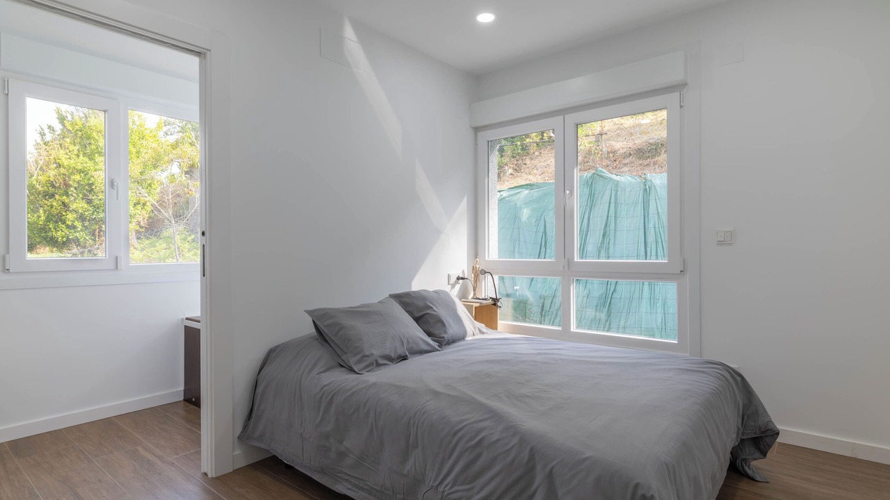 Photo of Bedroom in Rates