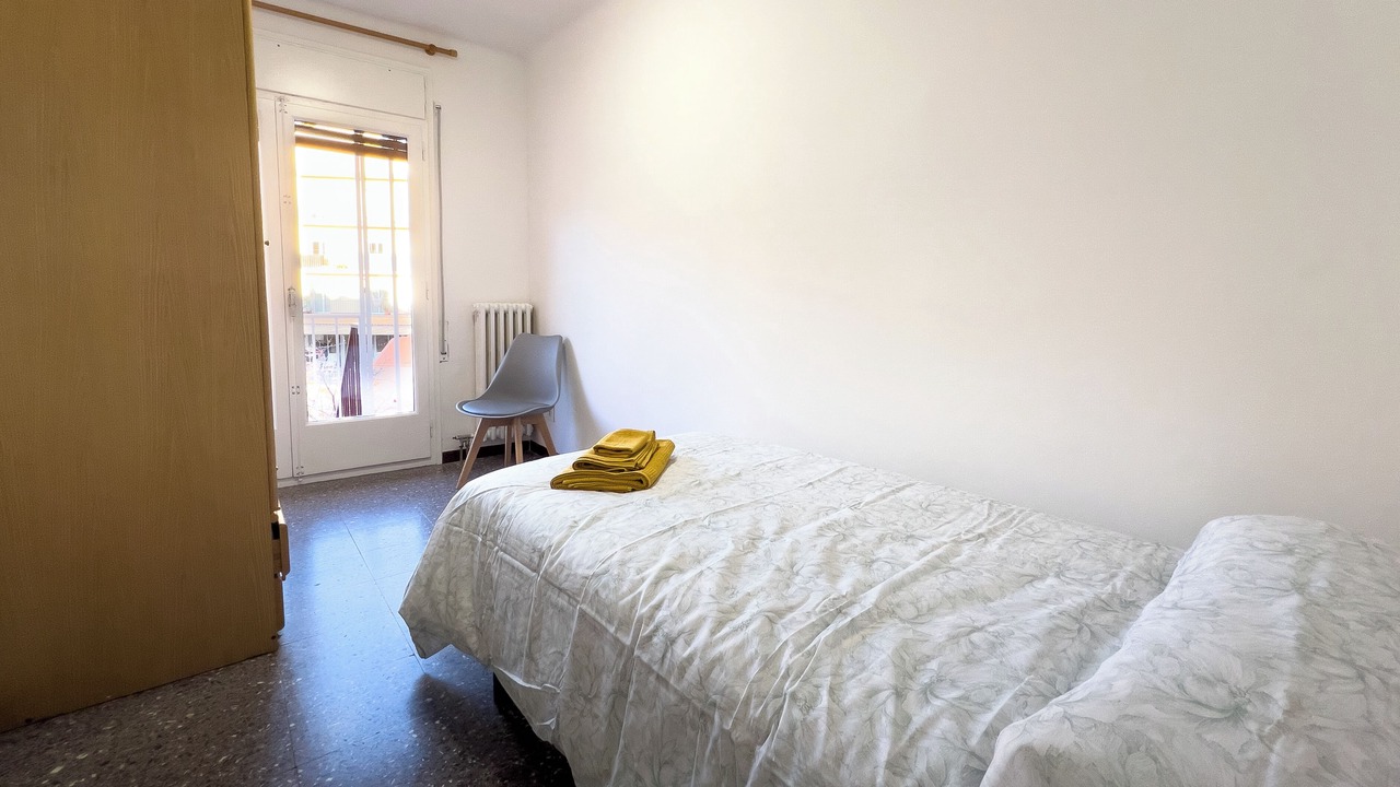 Photo of Bedroom in Figueres