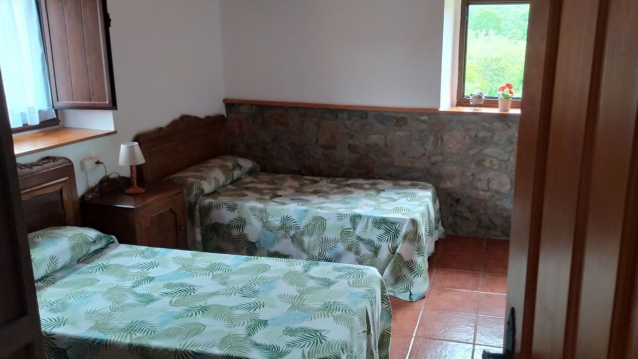 Photo of Bedroom in Peruyes