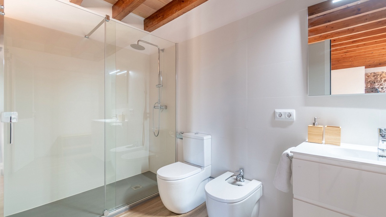 Photo of Bathroom in Es Garrovers