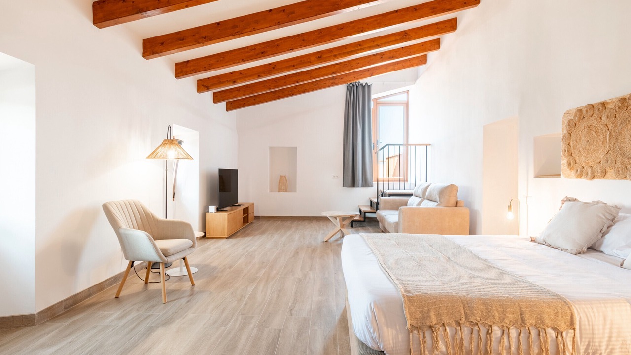Photo of Bedroom in Es Garrovers