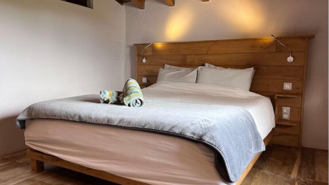 Photo of Bedroom in Peruyes