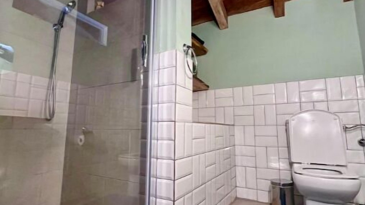 Photo of Bathroom in Peruyes