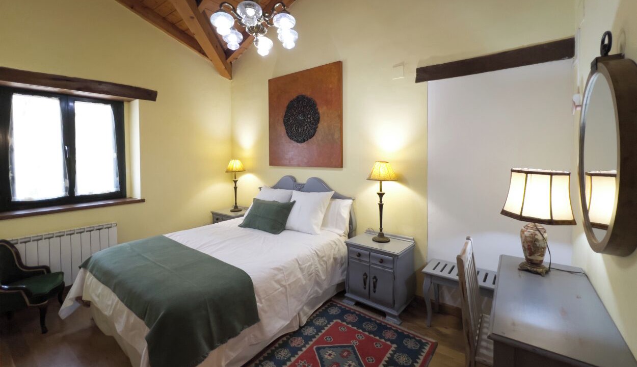 Photo of Bedroom in Fuentes de Penacorada