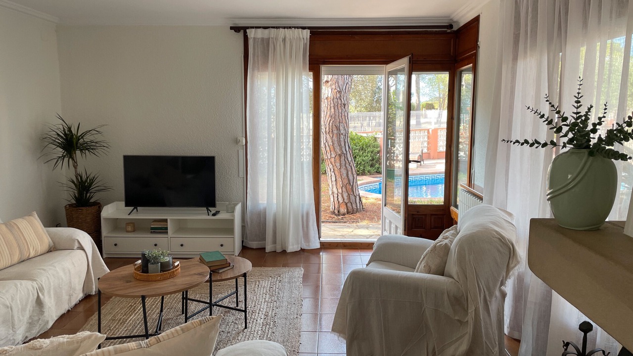 Photo of Livingroom in Mont-Ras