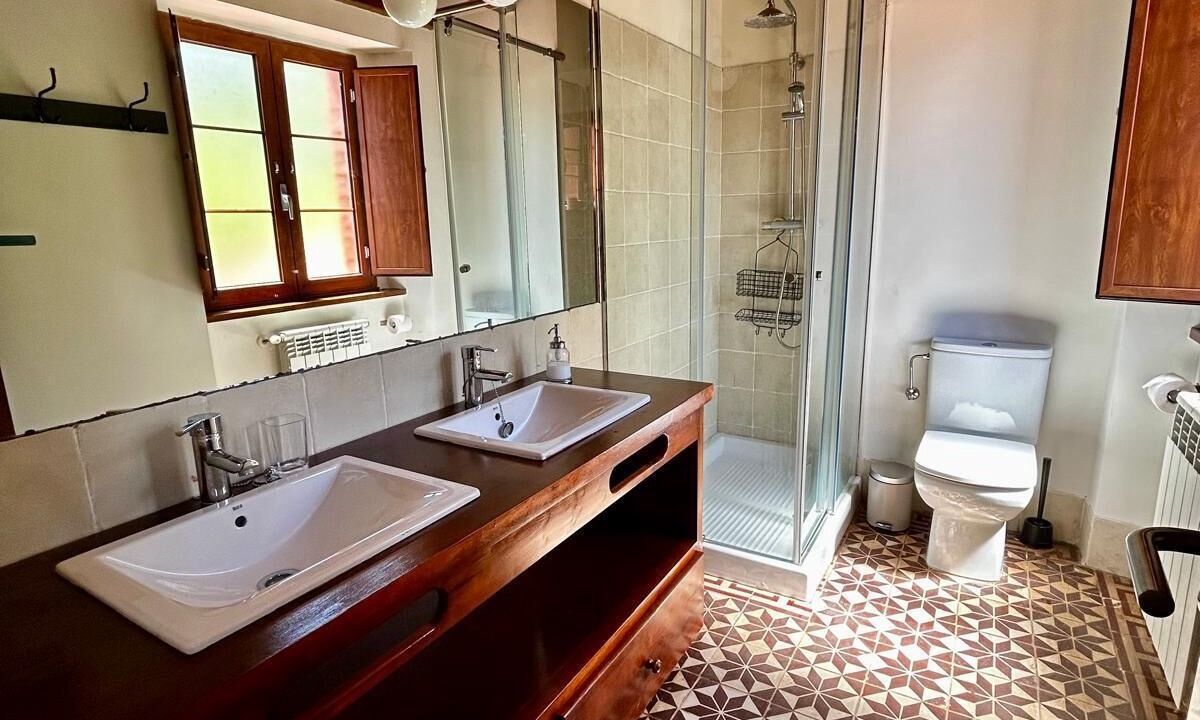 Photo of Bathroom in Penamellera Alta
