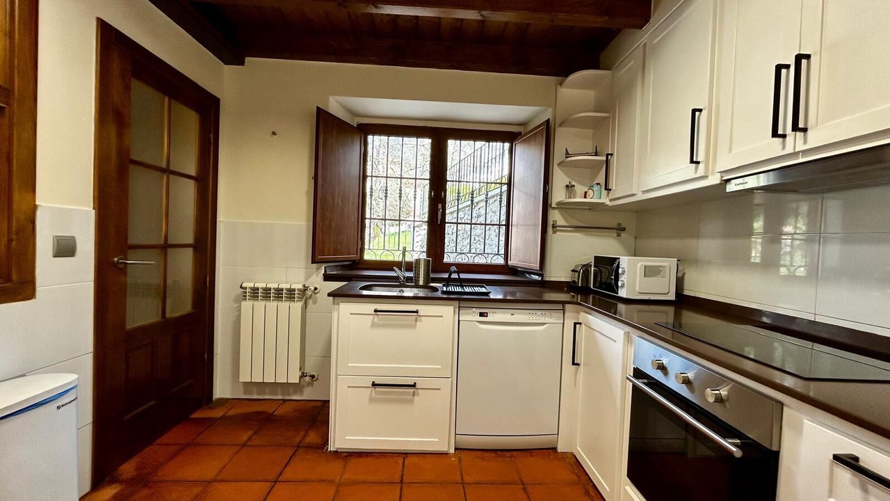 Photo of Kitchen in Penamellera Alta
