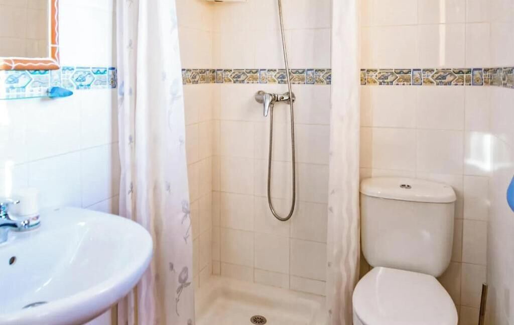 Photo of Bathroom in Turre