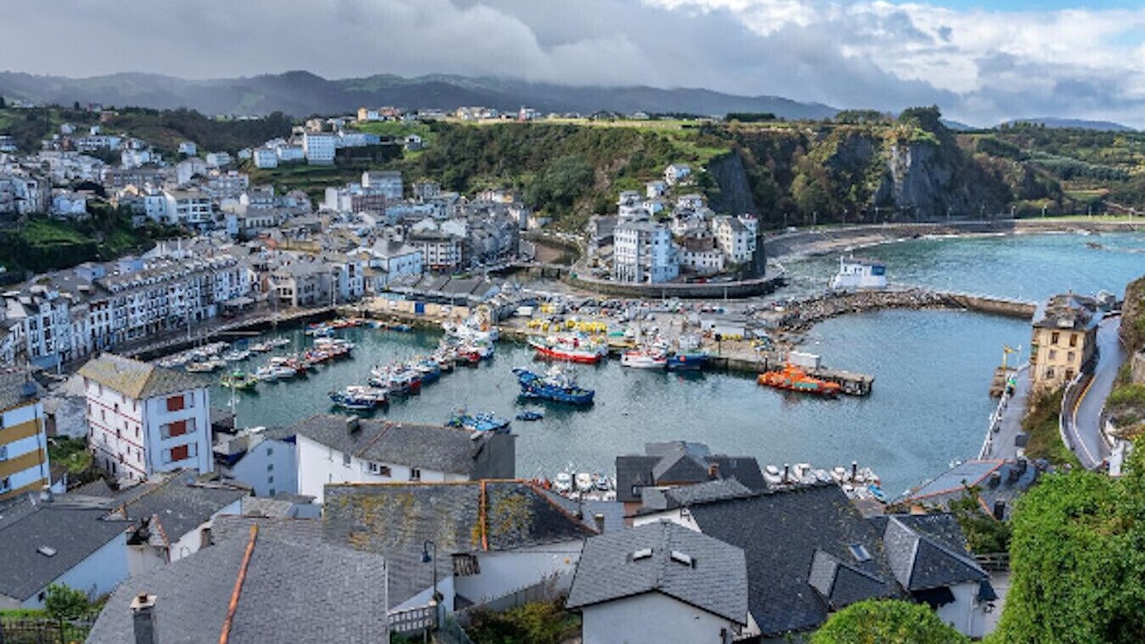Photo of Others in Luarca
