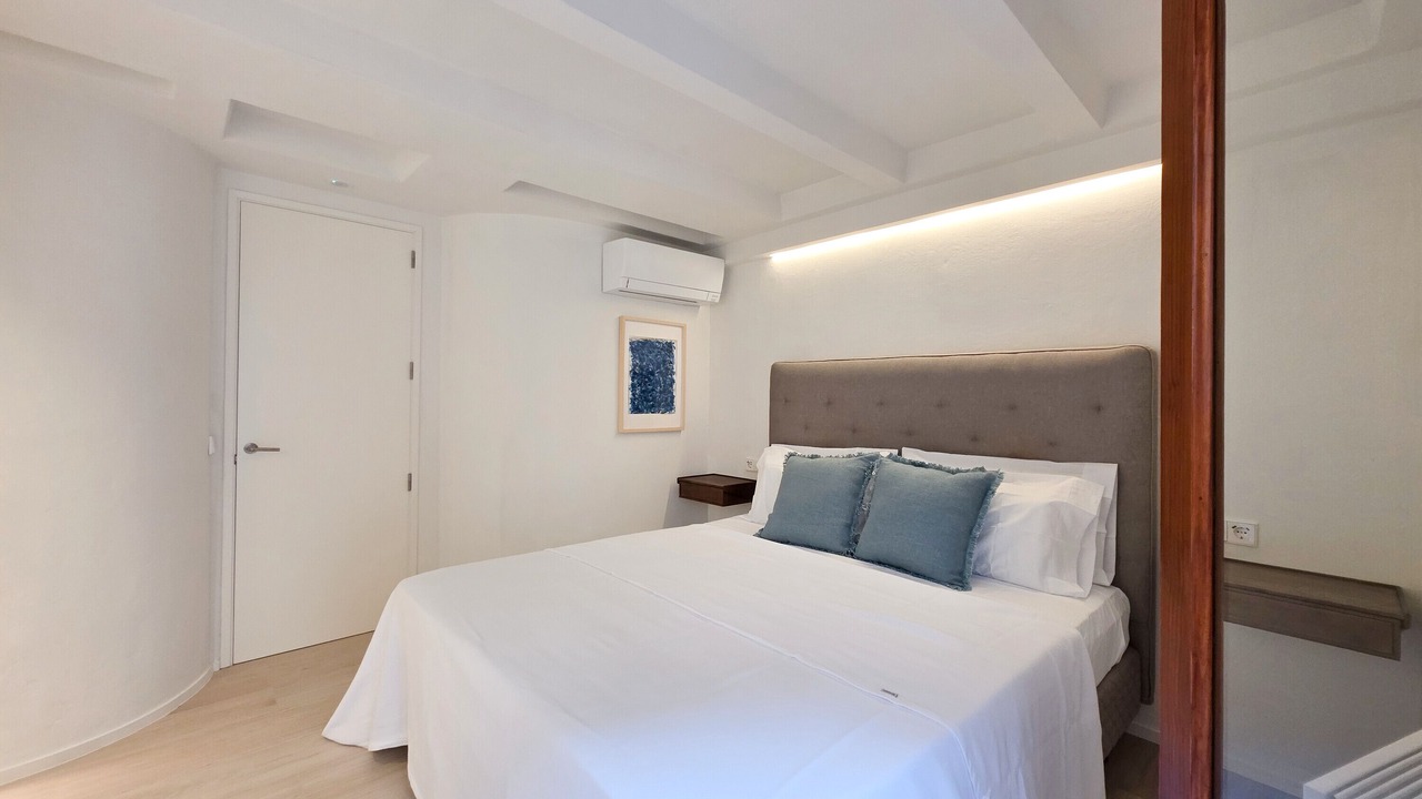 Photo of Bedroom in Monti-Sion