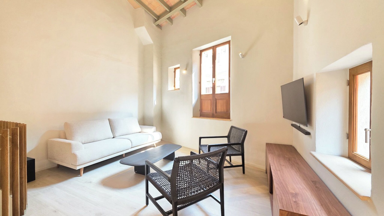 Photo of Livingroom in Monti-Sion