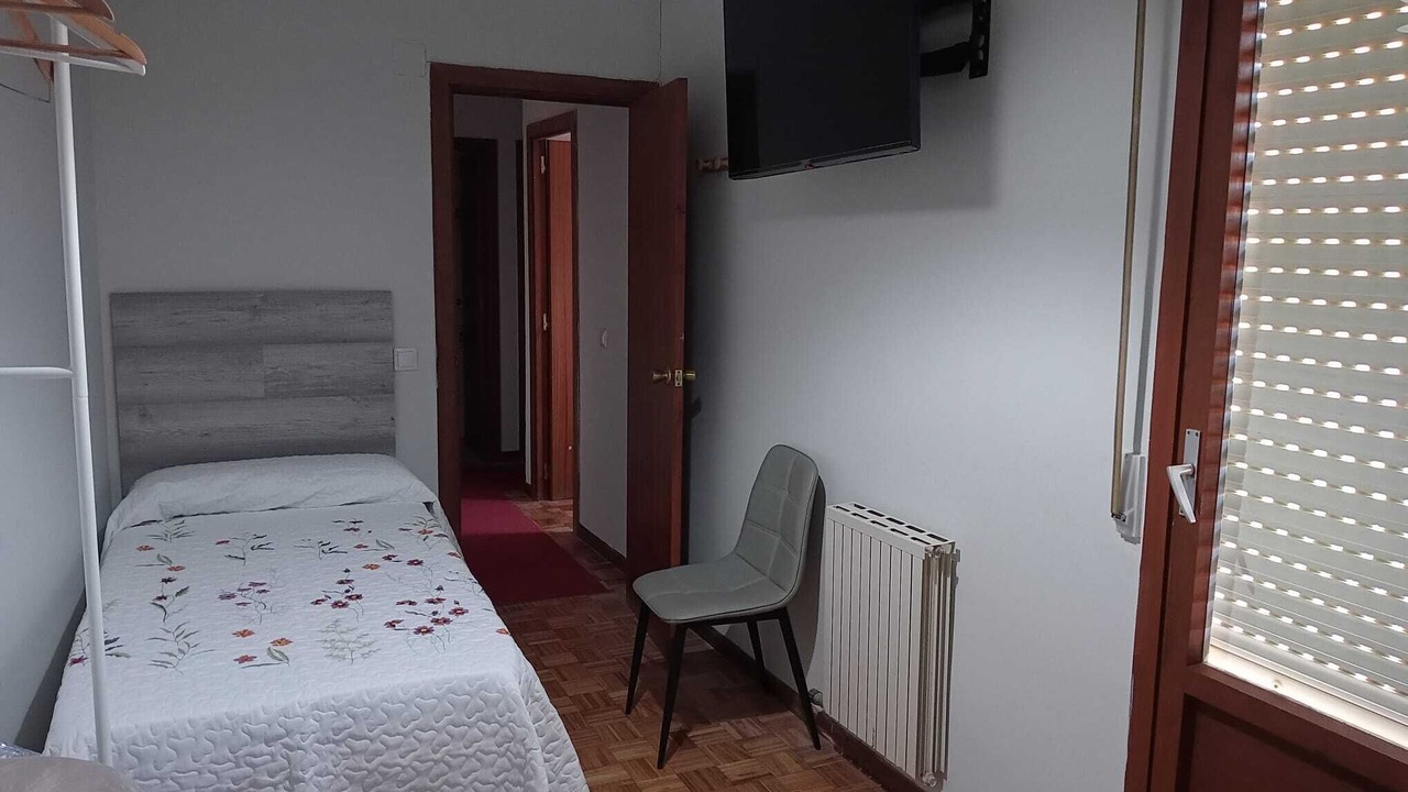 Photo of Bedroom in Haro
