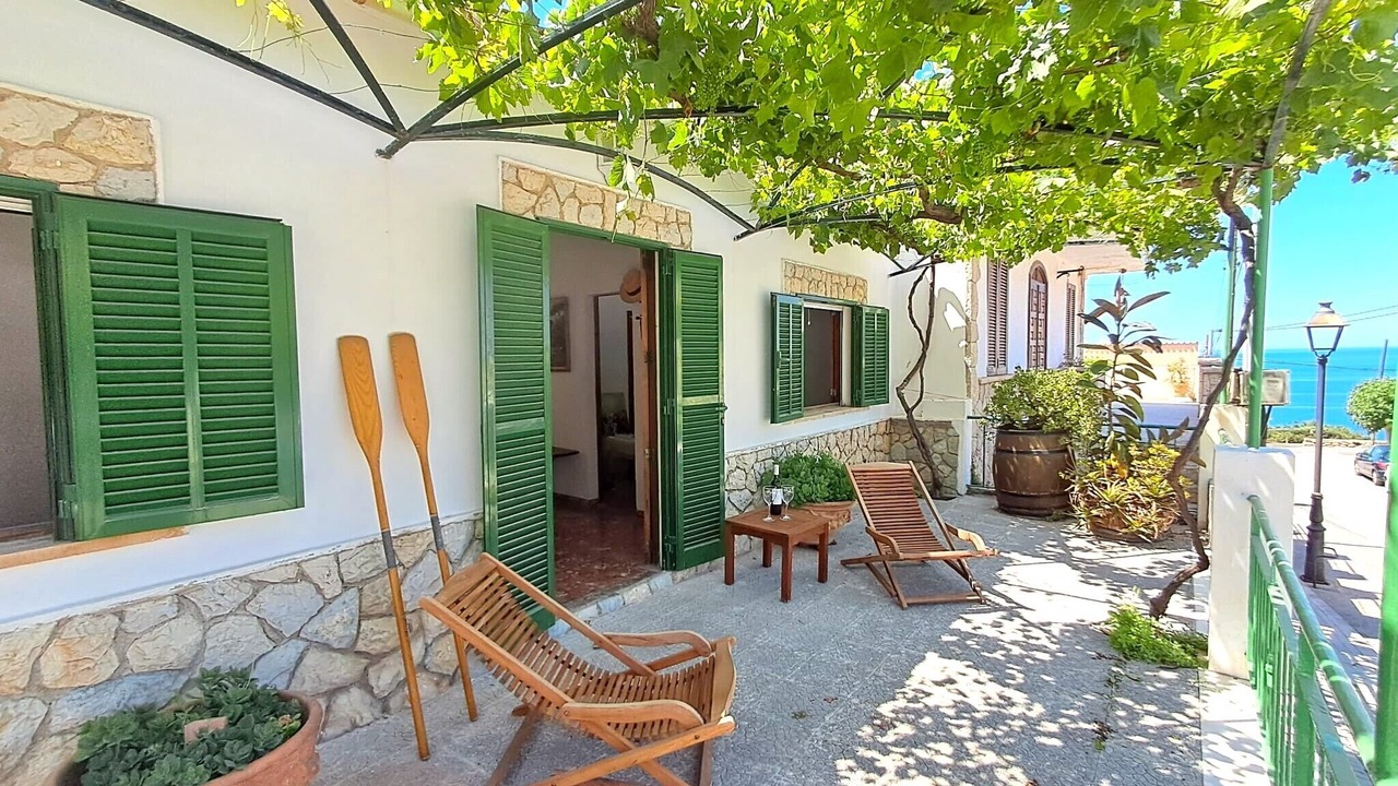Photo of Patio Balcony in Port des Canonge