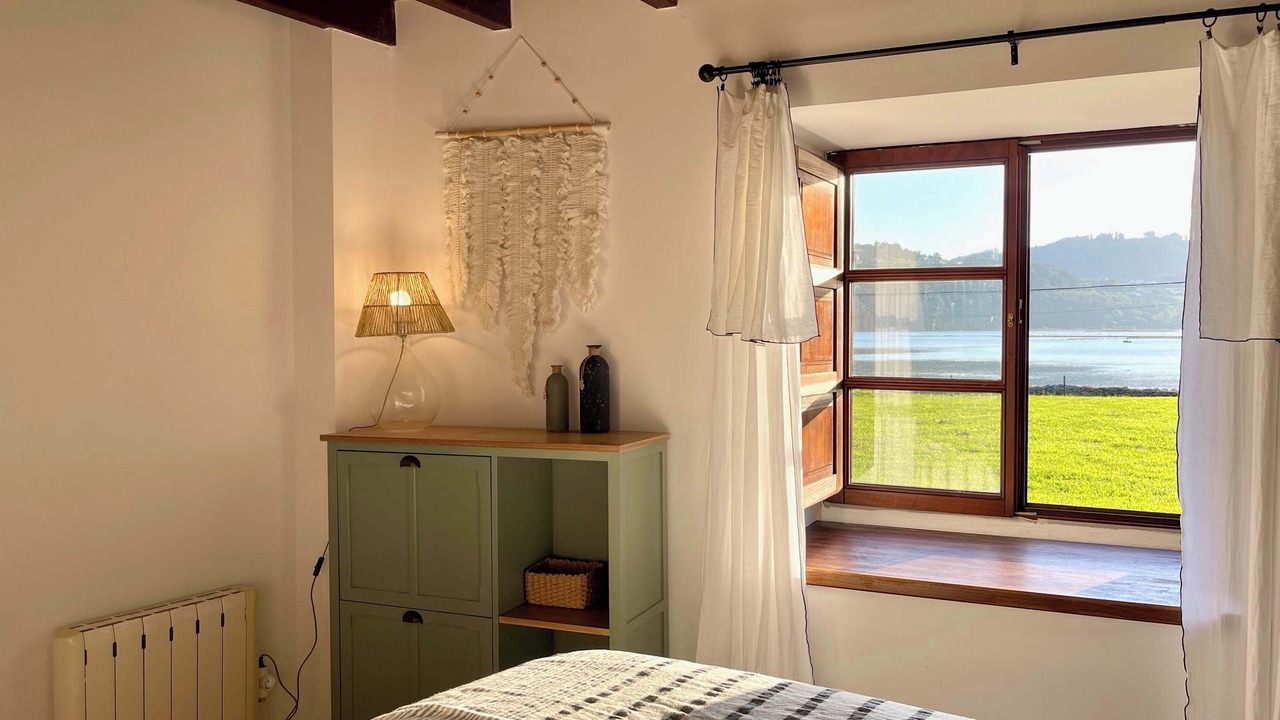 Photo of Bedroom in Esteiro