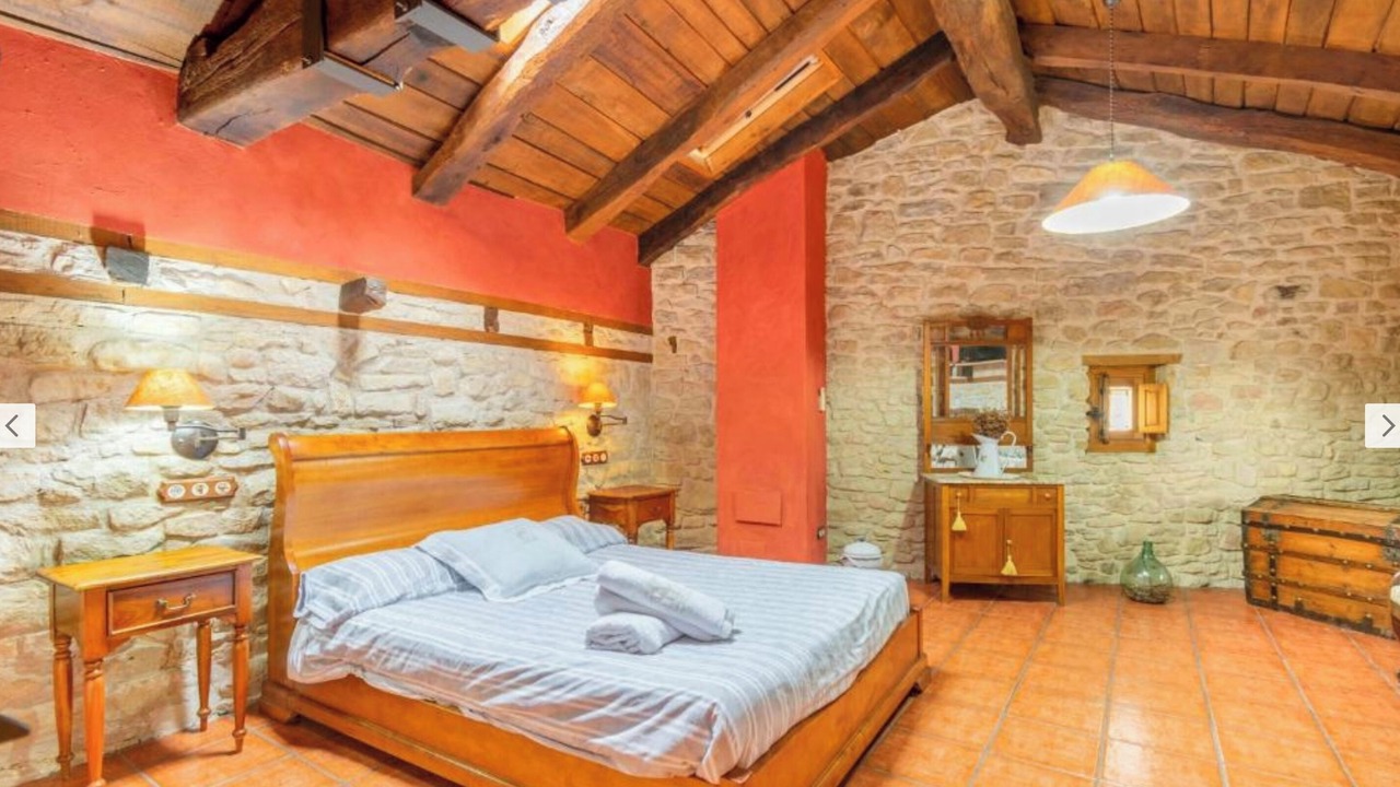 Photo of Bedroom in Leoz