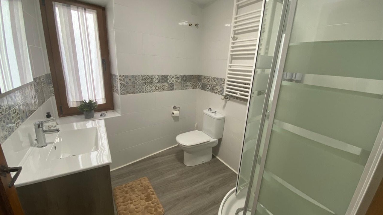 Photo of Bathroom in Fuentemolinos