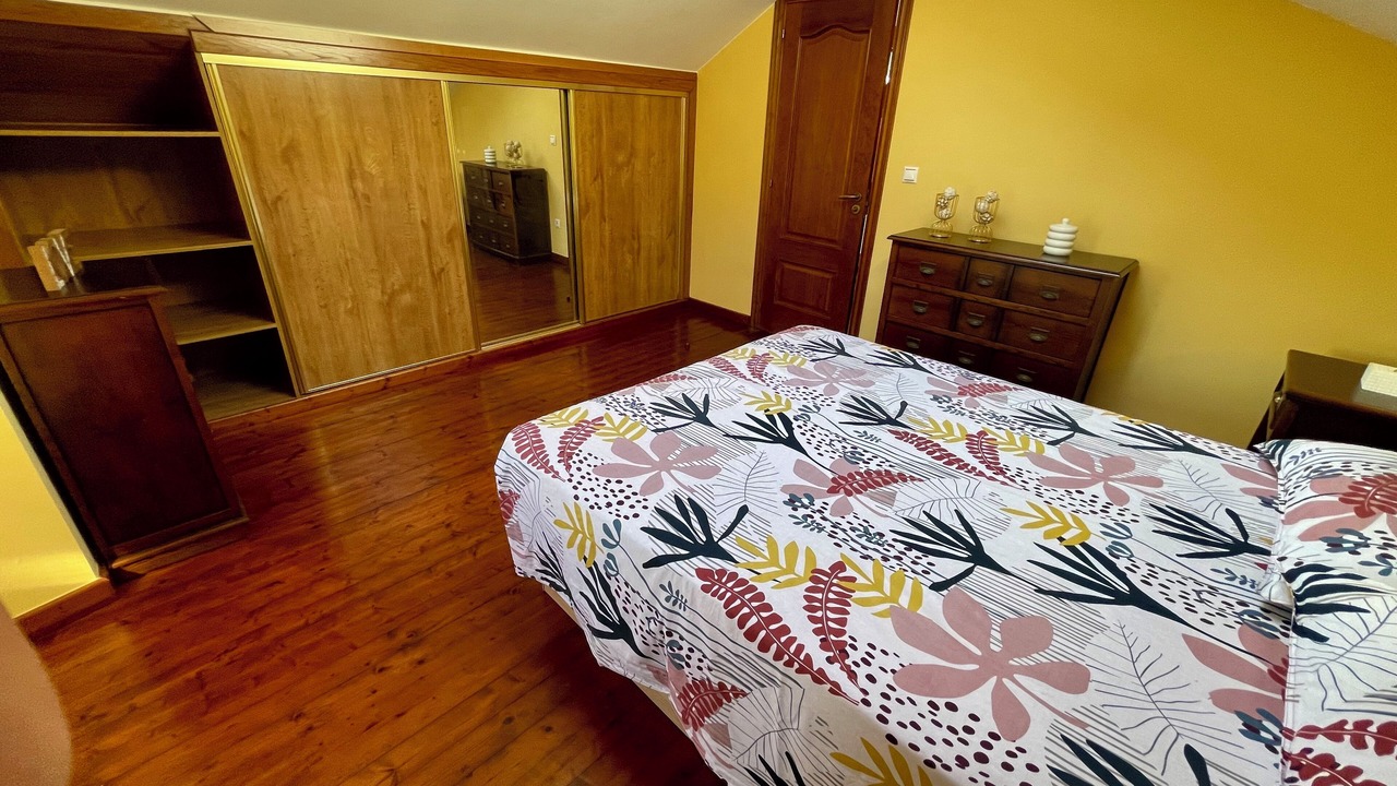 Photo of Bedroom in Outes