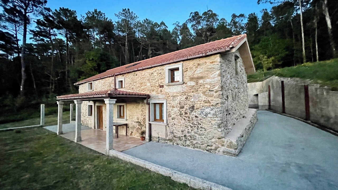 Photo of Outdoor in Outes