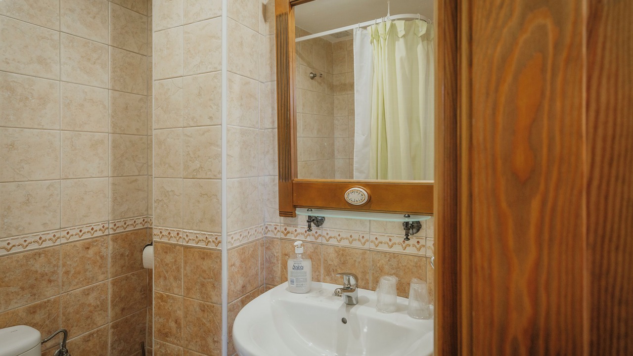Photo of Bathroom in Ampudia