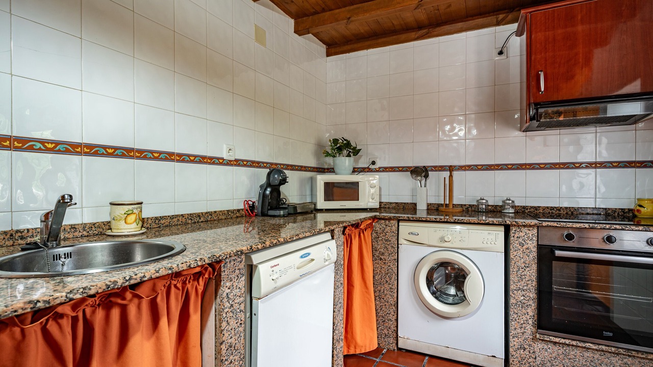 Photo of Kitchen in Santianes de Ola